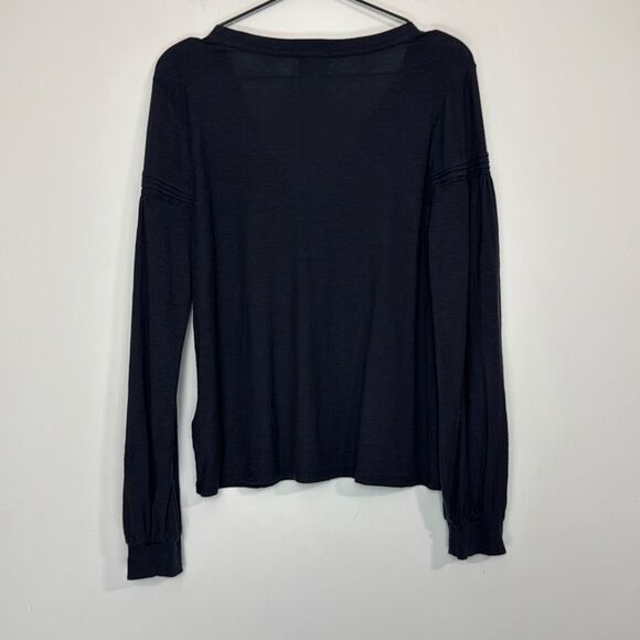 Nation LTD Rooney Pintucked Yoke Tee in It's Navy L - Picture 4 of 7